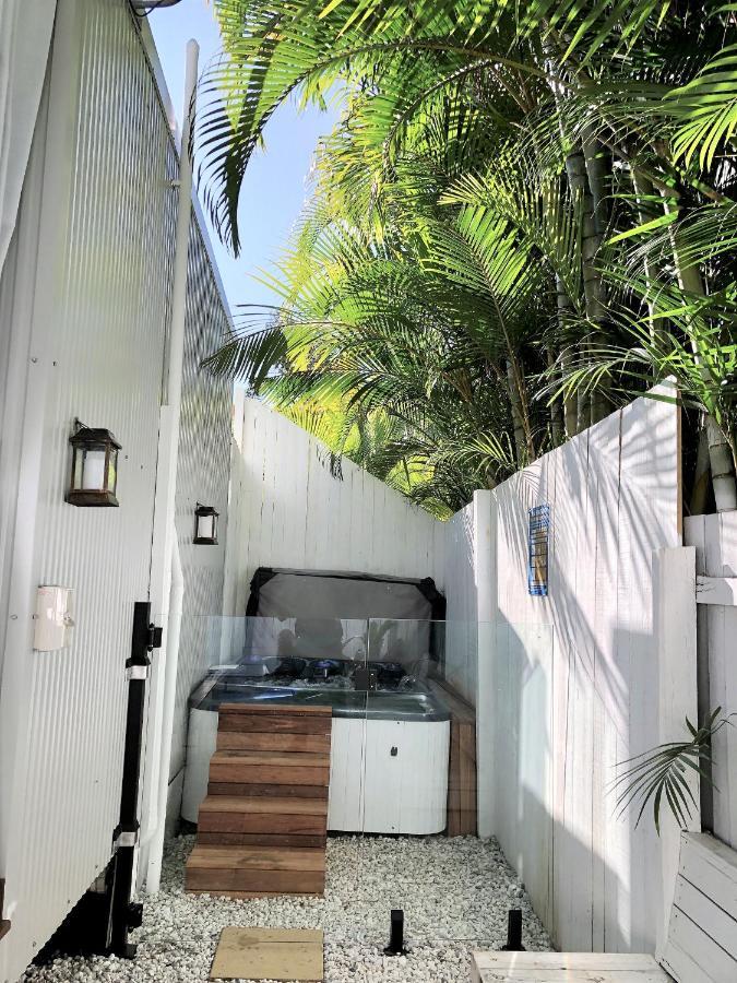 Private Outdoor Spa, Fire Pit, Cinema Room - The Cottage Coolum Beach Εξωτερικό φωτογραφία