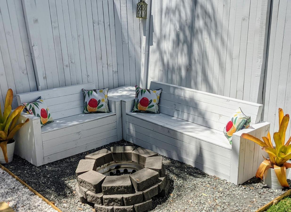 Private Outdoor Spa, Fire Pit, Cinema Room - The Cottage Coolum Beach Εξωτερικό φωτογραφία