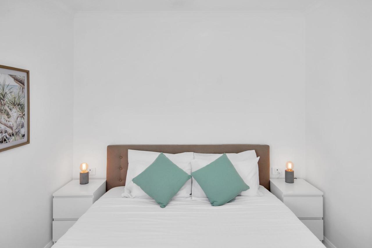 Private Outdoor Spa, Fire Pit, Cinema Room - The Cottage Coolum Beach Εξωτερικό φωτογραφία